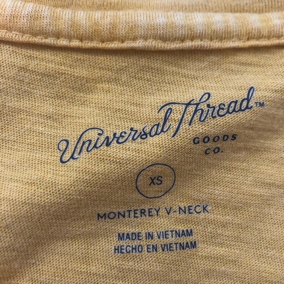 target v-neck - Picture 2 of 2